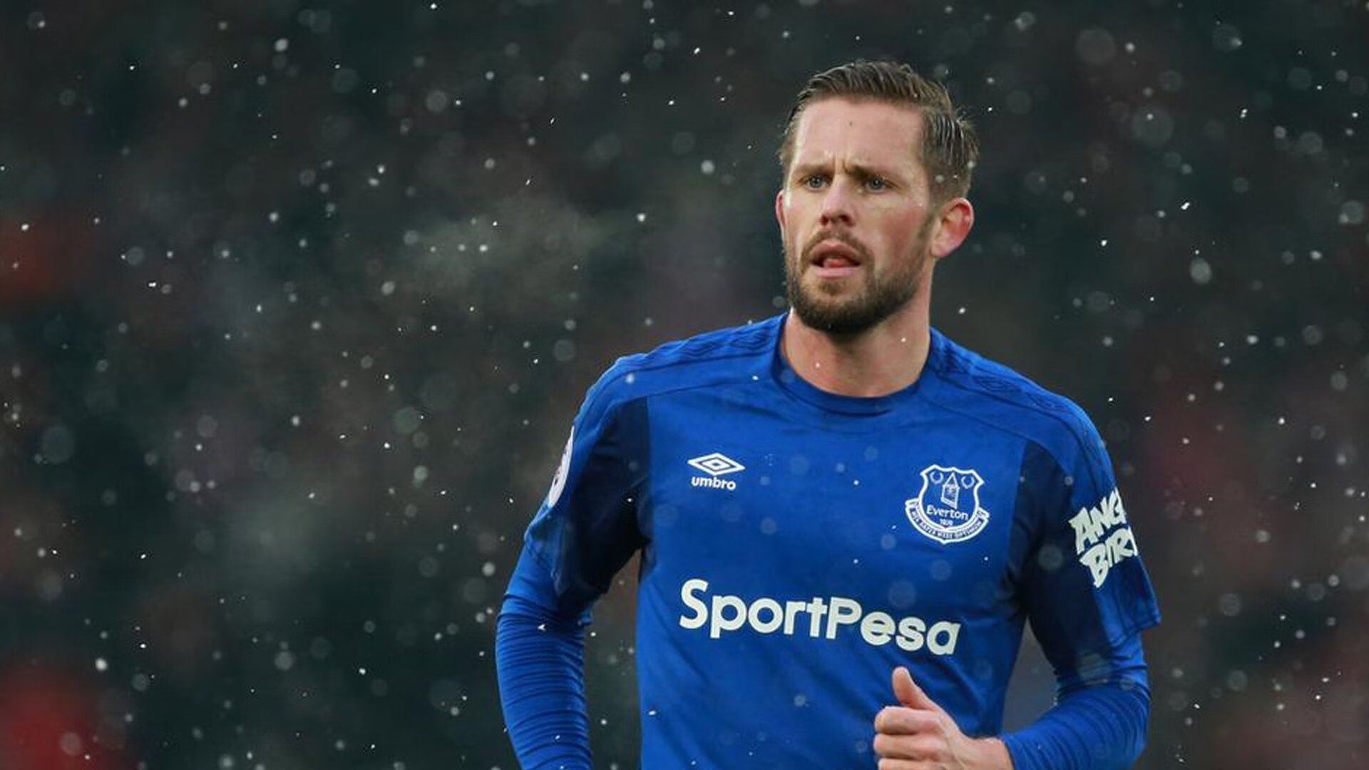 竞技大赛！国内足球球队斗志高昂，中国足球十大经典比赛